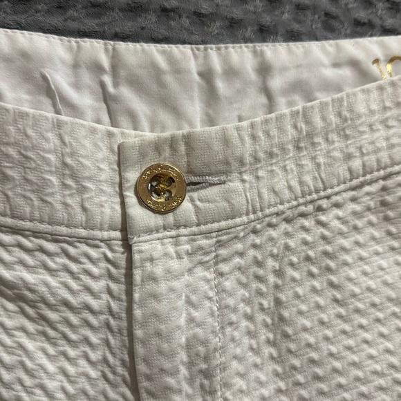 Lilly Pulitzer Buttercup Short Style - Picture 2 of 6